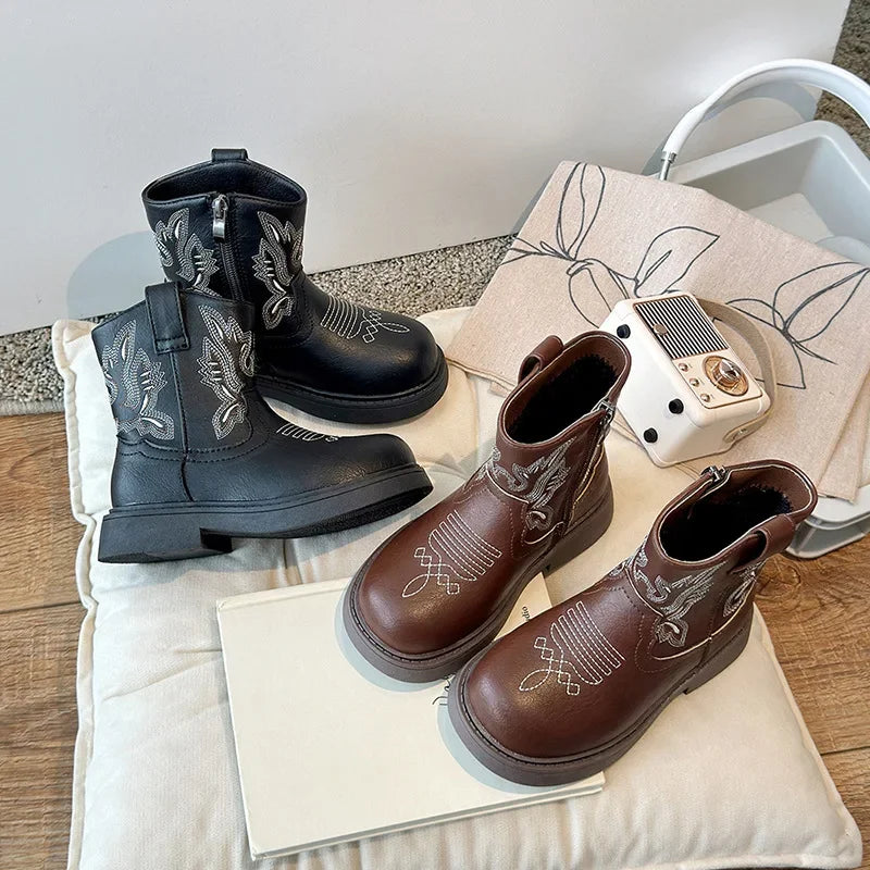 Girls Ankle Boots with Side Zipper Kids Short Boots Non-slip 2024 Winter New Children Fashion Boots Soft Sole Embroidered Trendy